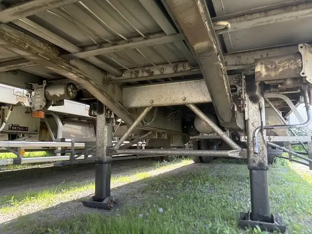 ナンバー付き 平成15年 フルハーフ 13m2軸ウィングトレーラー(テーパー型) リフトアクスル 積載:18,900㎏ 第五輪荷重:9,400㎏以上 エアジョロダー付きの画像25