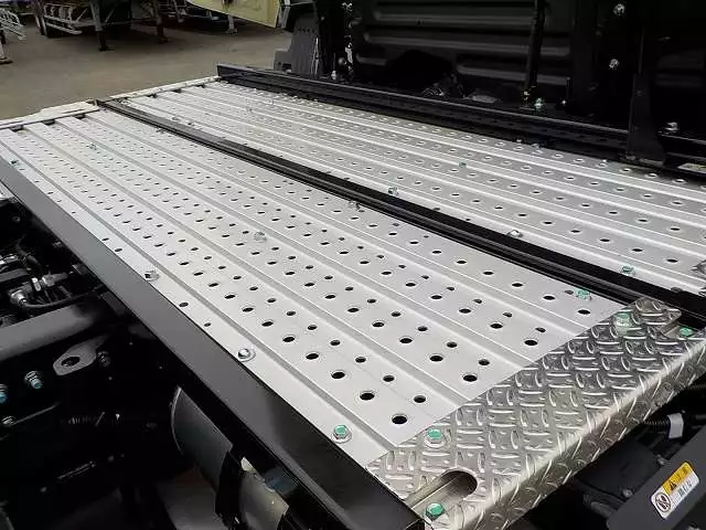 平成30年12月中古大型トラクタヘッド日野日野の画像17