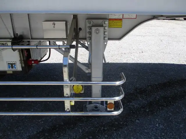 【関東保管】冷箱 新品未使用　令和7年　トレクス　40FT3軸冷凍コンテナシャシSET　ユニット：MAGNUM PLUS　発電機：SG3000（中古）　ジョロダー4列　キーストン　観音SD　リフトアクスル(後後軸残し)　積載：30,480㎏　第五輪：10,830㎏以上の画像17