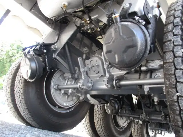 【関東保管】冷箱 新品未使用　令和7年　トレクス　40FT3軸冷凍コンテナシャシSET　ユニット：MAGNUM PLUS　発電機：SG3000（中古）　ジョロダー4列　キーストン　観音SD　リフトアクスル(後後軸残し)　積載：30,480㎏　第五輪：10,830㎏以上の画像18