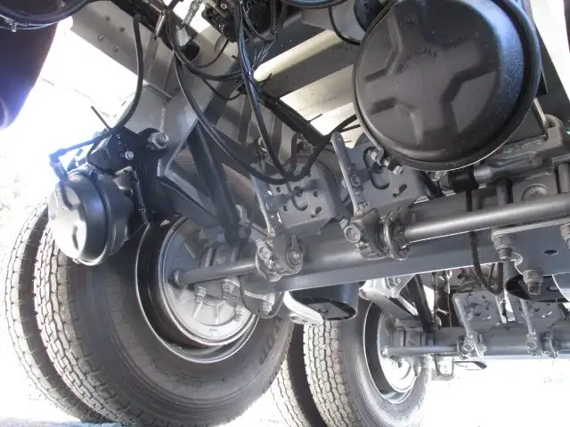 【関東保管】冷箱 新品未使用　令和7年　トレクス　40FT3軸冷凍コンテナシャシSET　ユニット：MAGNUM PLUS　発電機：SG3000（中古）　ジョロダー4列　キーストン　観音SD　リフトアクスル(後後軸残し)　積載：30,480㎏　第五輪：10,830㎏以上の画像19