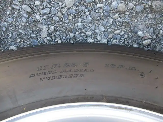 【関東保管】冷箱 新品未使用　令和7年　トレクス　40FT3軸冷凍コンテナシャシSET　ユニット：MAGNUM PLUS　発電機：SG3000（中古）　ジョロダー4列　キーストン　観音SD　リフトアクスル(後後軸残し)　積載：30,480㎏　第五輪：10,830㎏以上の画像23