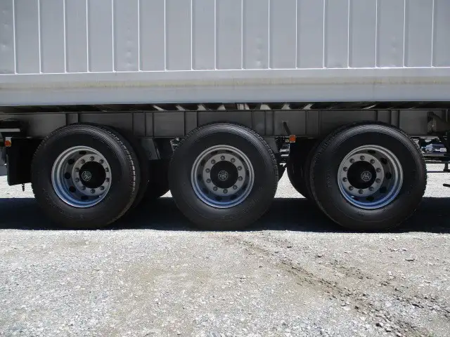 【関東保管】冷箱 新品未使用　令和7年　トレクス　40FT3軸冷凍コンテナシャシSET　ユニット：MAGNUM PLUS　発電機：SG3000（中古）　ジョロダー4列　キーストン　観音SD　リフトアクスル(後後軸残し)　積載：30,480㎏　第五輪：10,830㎏以上の画像25