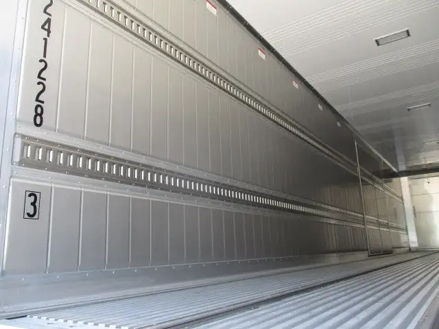 【関東保管】冷箱 新品未使用　令和7年　トレクス　40FT3軸冷凍コンテナシャシSET　ユニット：MAGNUM PLUS　発電機：SG3000（中古）　ジョロダー4列　キーストン　観音SD　リフトアクスル(後後軸残し)　積載：30,480㎏　第五輪：10,830㎏以上の画像46