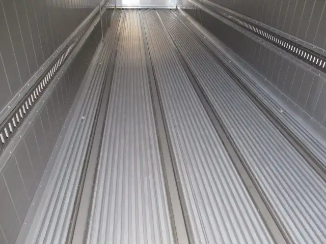 【関東保管】冷箱 新品未使用　令和7年　トレクス　40FT3軸冷凍コンテナシャシSET　ユニット：MAGNUM PLUS　発電機：SG3000（中古）　ジョロダー4列　キーストン　観音SD　リフトアクスル(後後軸残し)　積載：30,480㎏　第五輪：10,830㎏以上の画像50