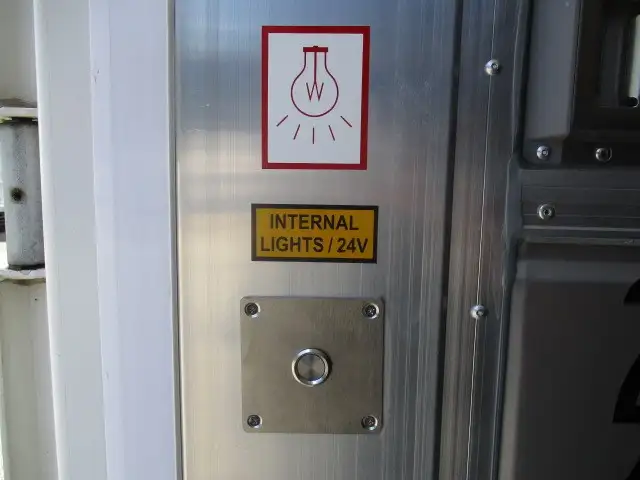 【関東保管】冷箱 新品未使用　令和7年　トレクス　40FT3軸冷凍コンテナシャシSET　ユニット：MAGNUM PLUS　発電機：SG3000（中古）　ジョロダー4列　キーストン　観音SD　リフトアクスル(後後軸残し)　積載：30,480㎏　第五輪：10,830㎏以上の画像52