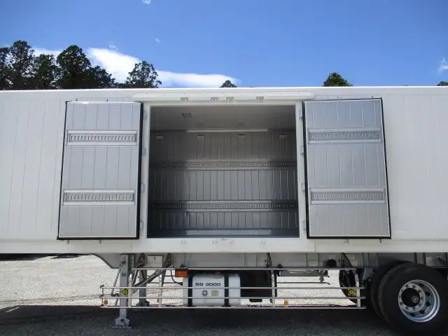 【関東保管】冷箱 新品未使用　令和7年　トレクス　40FT3軸冷凍コンテナシャシSET　ユニット：MAGNUM PLUS　発電機：SG3000（中古）　ジョロダー4列　キーストン　観音SD　リフトアクスル(後後軸残し)　積載：30,480㎏　第五輪：10,830㎏以上の画像53