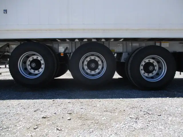 【関東保管】冷箱 新品未使用　令和7年　トレクス　40FT3軸冷凍コンテナシャシSET　ユニット：MAGNUM PLUS　発電機：SG3000（中古）　ジョロダー4列　キーストン　観音SD　リフトアクスル(後後軸残し)　積載：30,480㎏　第五輪：10,830㎏以上の画像56