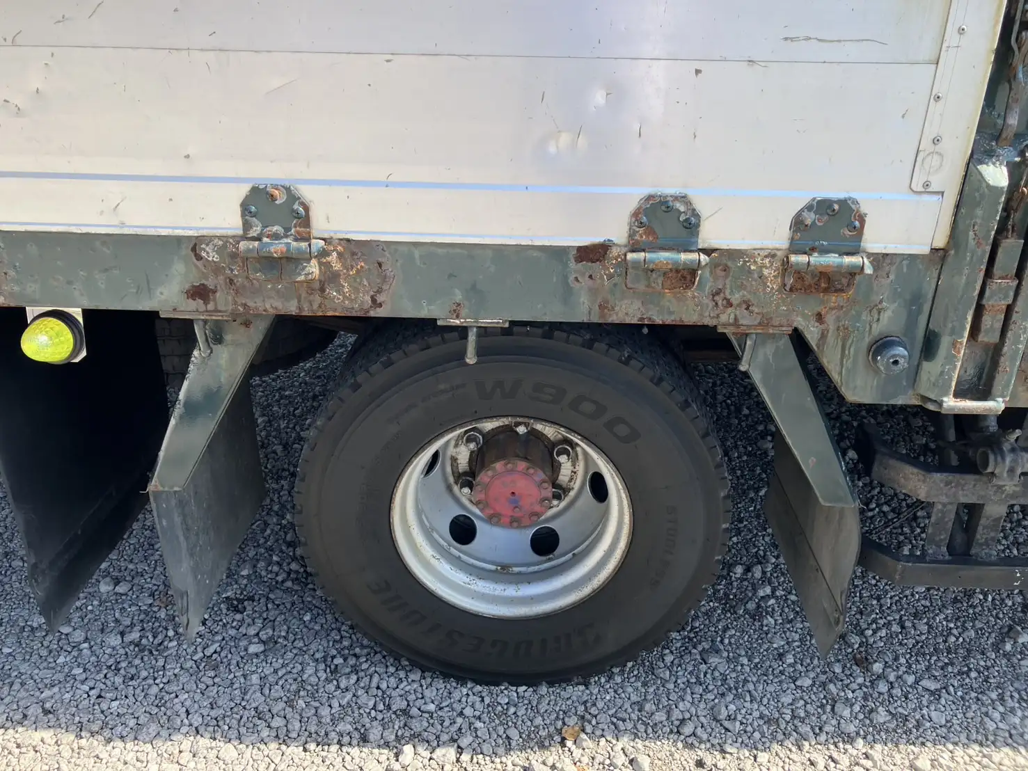 格安!平成13年 ニッサンディーゼル 増トンセルフクレーン 6メーターワイド 車検切れナンバー付きの画像11