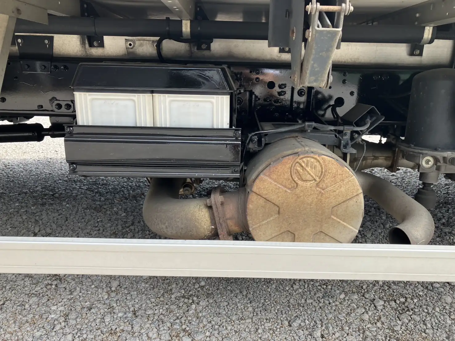 即戦力!(車検付R8.7)平成29年 三菱 4tウイング 6200ワイド リアエアサスの画像12