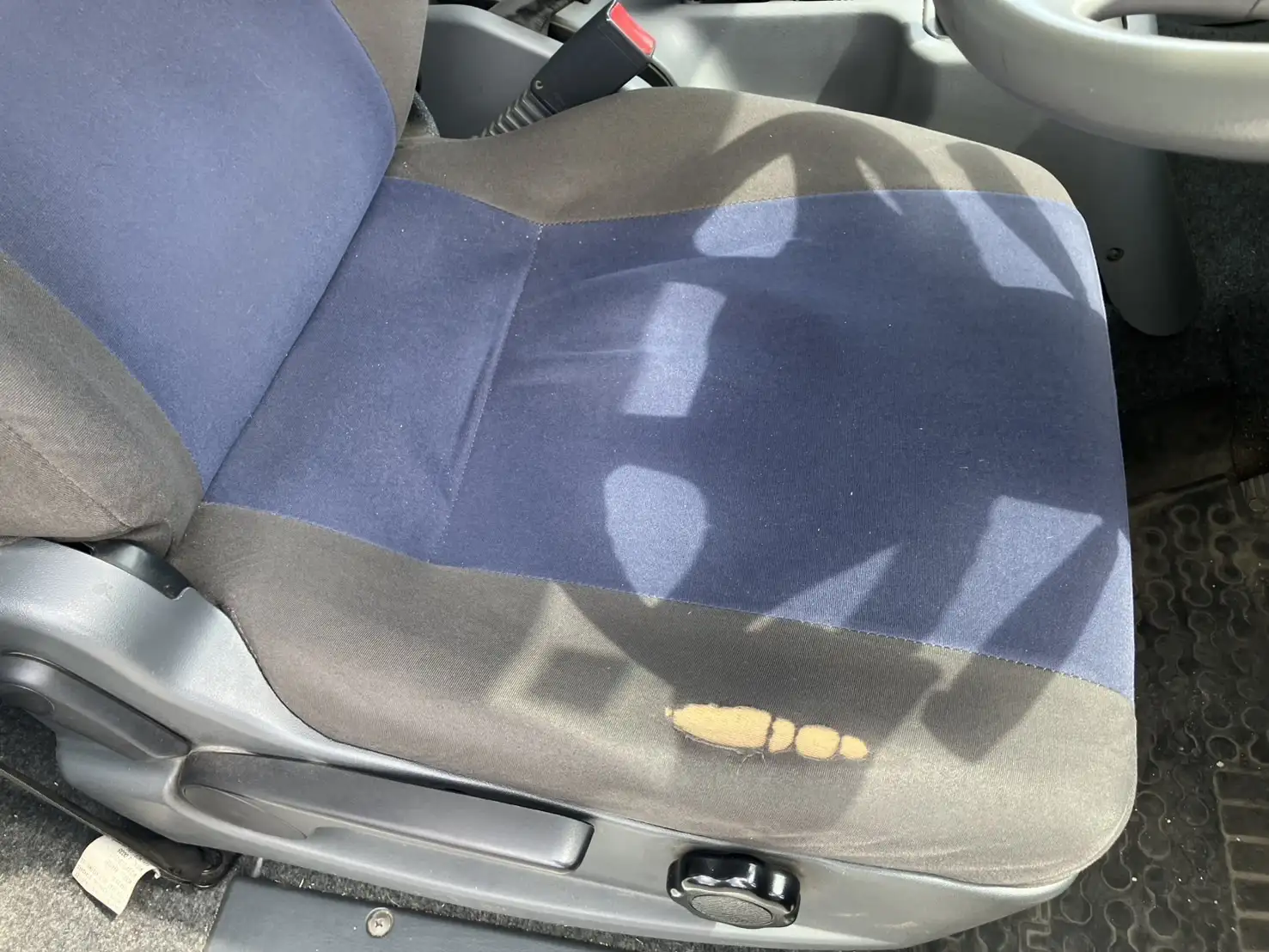 即戦力!(車検付R8.7)平成29年 三菱 4tウイング 6200ワイド リアエアサスの画像25