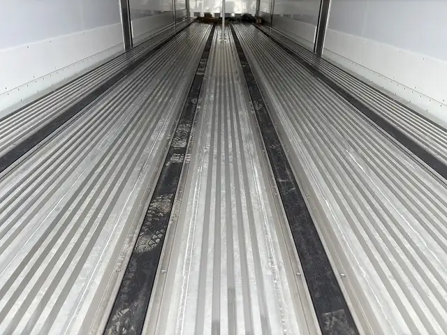 未使用車!車検付! 令和6年 トレクス 13m3軸冷凍ウィングトレーラー スーパーシングル エアサス(リフトアクスル中軸残し) 積載:24,300㎏の画像41