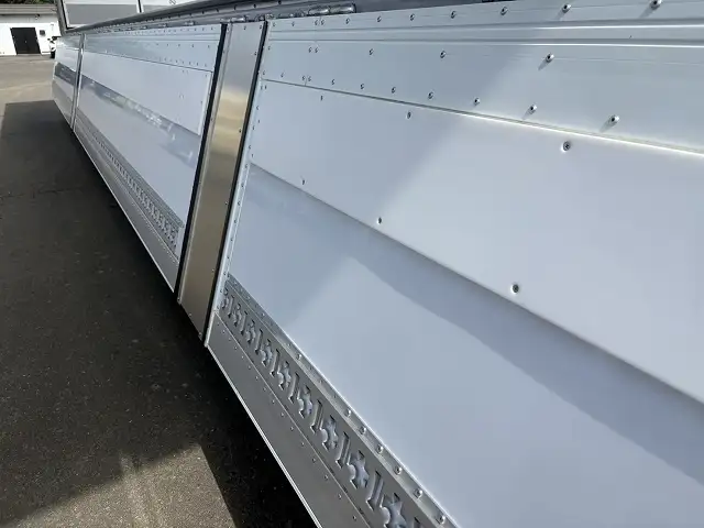 未使用車!車検付! 令和6年 トレクス 13m3軸冷凍ウィングトレーラー スーパーシングル エアサス(リフトアクスル中軸残し) 積載:24,300㎏の画像44