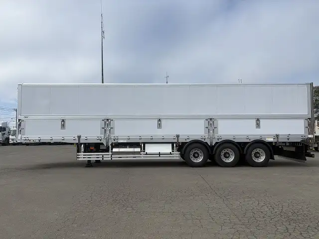 未使用車!車検付! 令和6年 トレクス 13m3軸冷凍ウィングトレーラー スーパーシングル エアサス(リフトアクスル中軸残し) 積載:24,300㎏の画像8