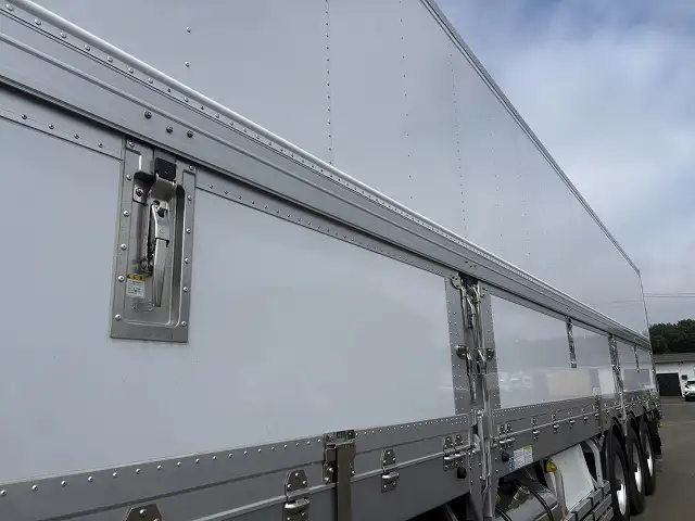 未使用車!車検付! 令和6年 トレクス 13m3軸冷凍ウィングトレーラー スーパーシングル エアサス(リフトアクスル中軸残し) 積載:24,300㎏の画像9