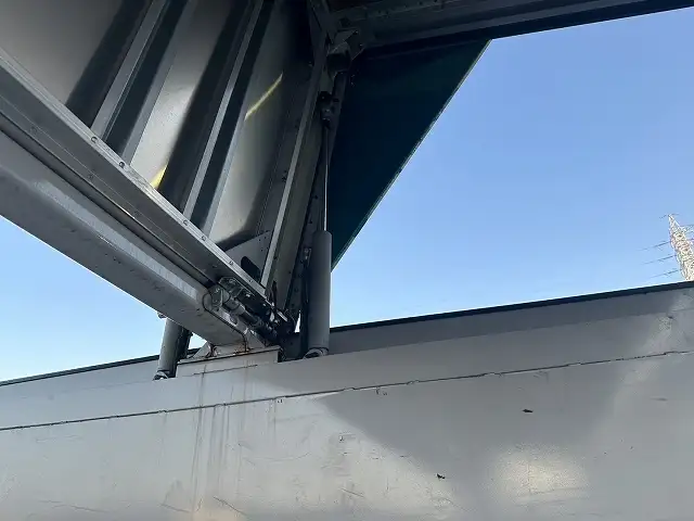 【愛知県豊橋市保管】平成26年 トレクス 13m2軸ウィングトレーラー 積載:20,200㎏ エアサス(リフトアクスル)第五輪荷重:9,430㎏以上の画像12