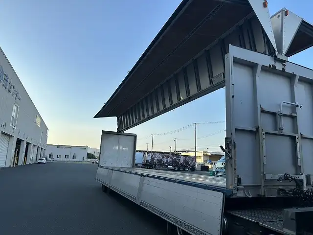 【愛知県豊橋市保管】平成26年 トレクス 13m2軸ウィングトレーラー 積載:20,200㎏ エアサス(リフトアクスル)第五輪荷重:9,430㎏以上の画像7