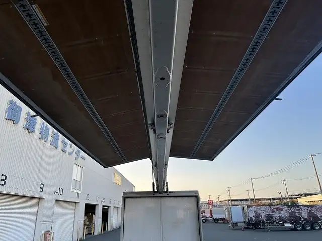 【愛知県豊橋市保管】平成26年 トレクス 13m2軸ウィングトレーラー 積載:20,200㎏ エアサス(リフトアクスル)第五輪荷重:9,430㎏以上の画像9