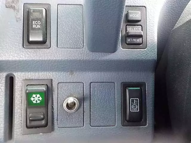 平成16年06月中古大型トラクタヘッド日野日野の画像36