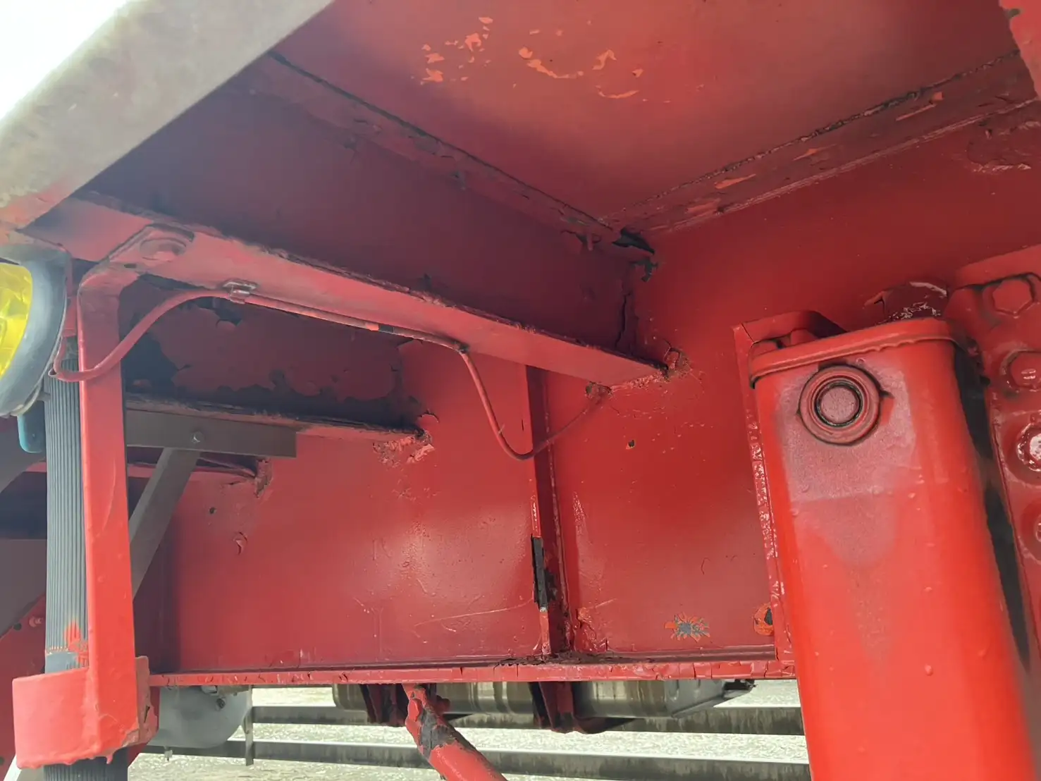 長期車検付（R8.7.24）平成21年　フルハーフ　13m2軸冷凍ウイングトレーラ　エアサス　積載：17,600kgの画像11