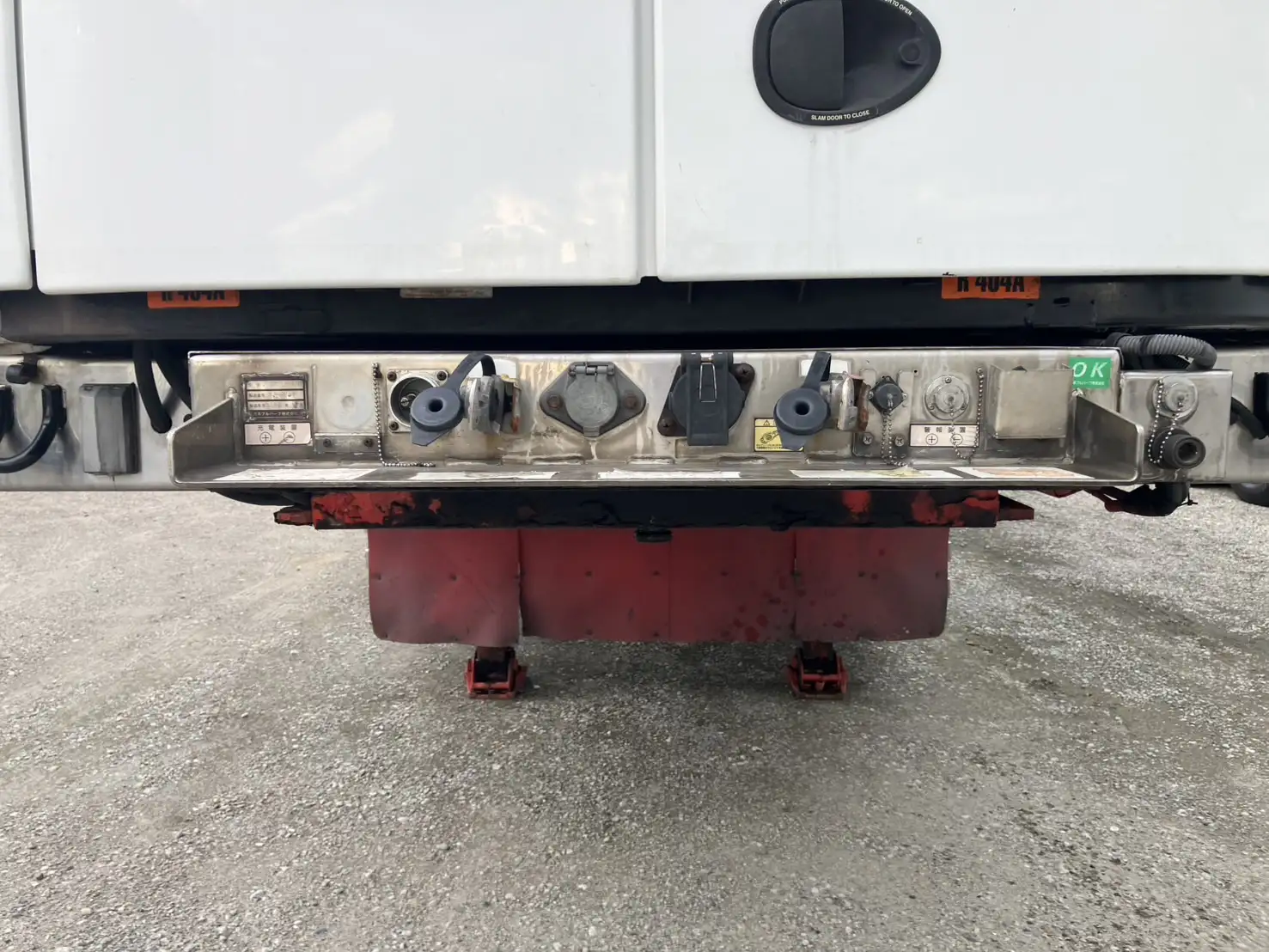 長期車検付（R8.7.24）平成21年　フルハーフ　13m2軸冷凍ウイングトレーラ　エアサス　積載：17,600kgの画像18