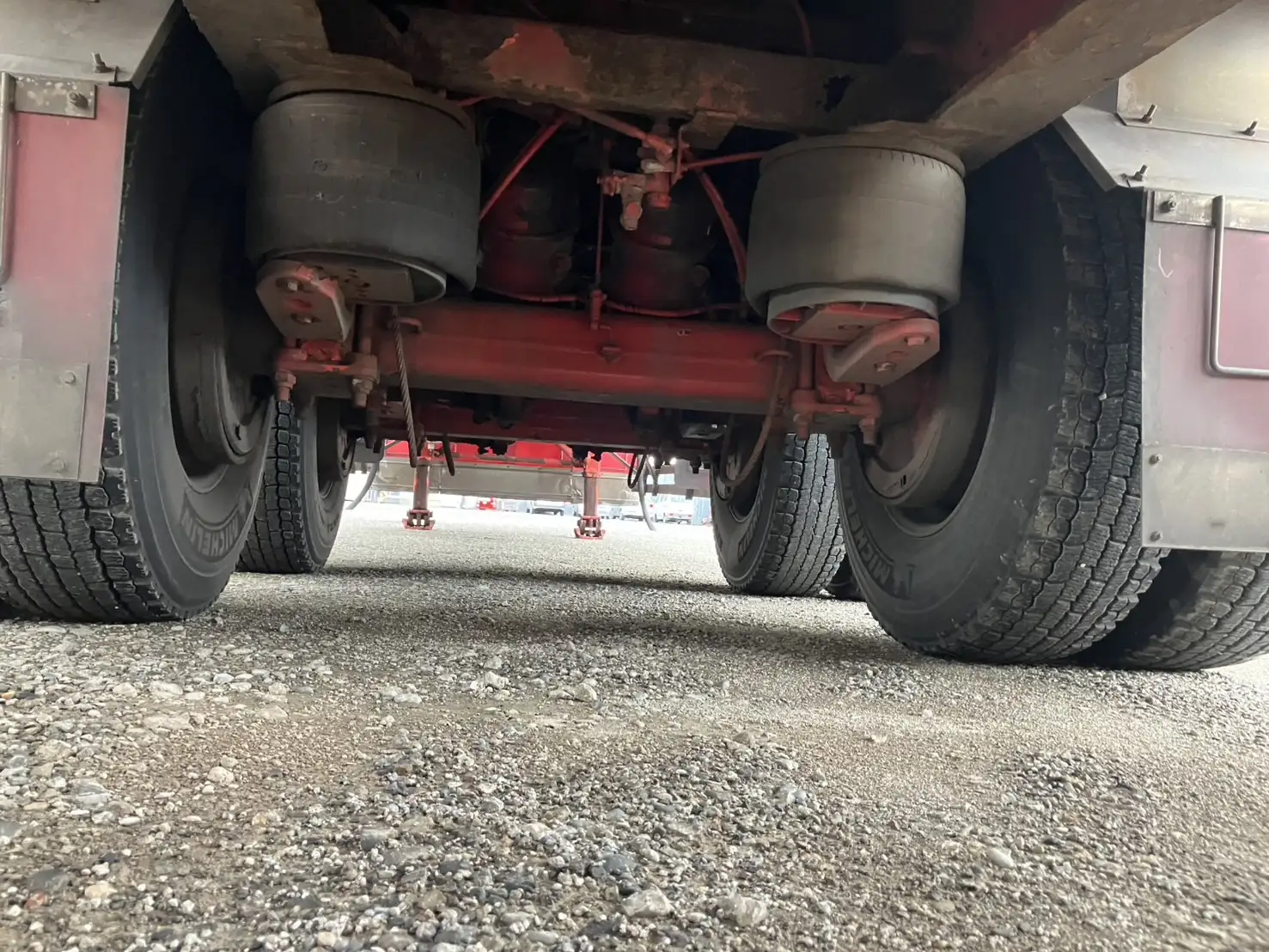 長期車検付（R8.7.24）平成21年　フルハーフ　13m2軸冷凍ウイングトレーラ　エアサス　積載：17,600kgの画像22