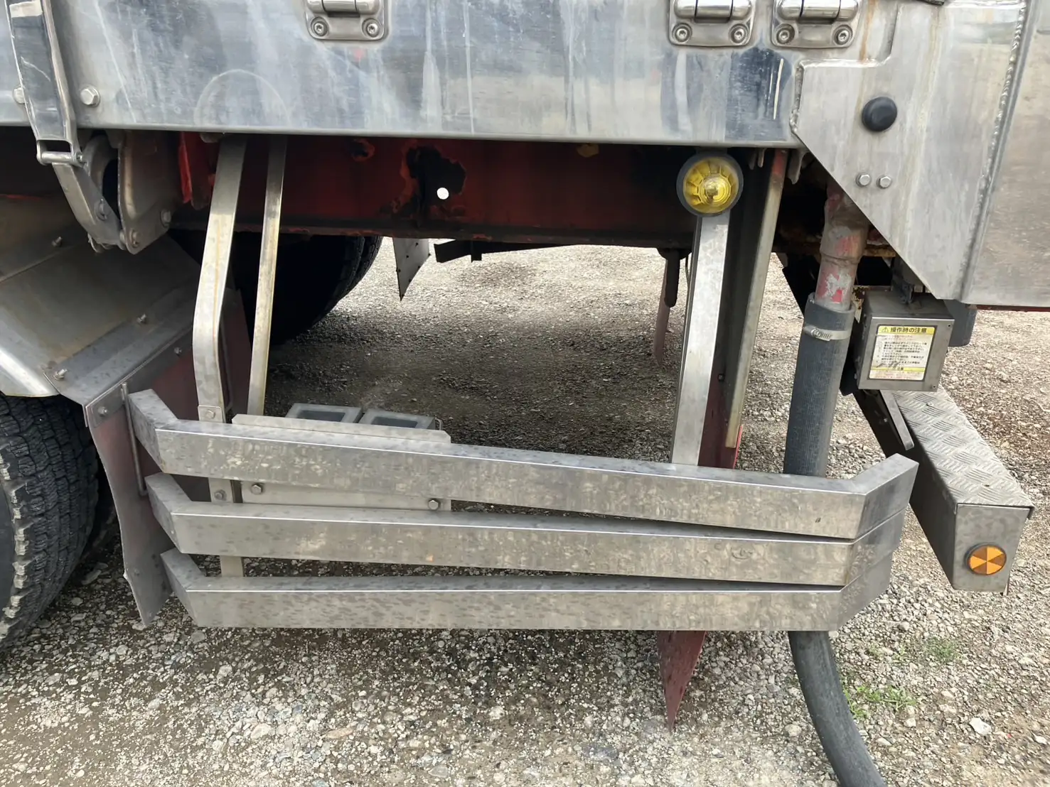 長期車検付（R8.7.24）平成21年　フルハーフ　13m2軸冷凍ウイングトレーラ　エアサス　積載：17,600kgの画像25