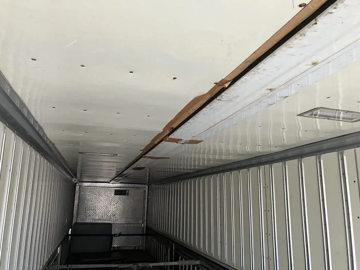 長期車検付（R8.7.24）平成21年　フルハーフ　13m2軸冷凍ウイングトレーラ　エアサス　積載：17,600kgの画像29