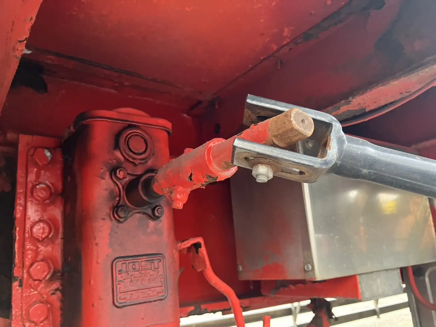 長期車検付（R8.7.24）平成21年　フルハーフ　13m2軸冷凍ウイングトレーラ　エアサス　積載：17,600kgの画像9