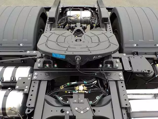 平成30年12月中古大型トラクタヘッド日野日野の画像18