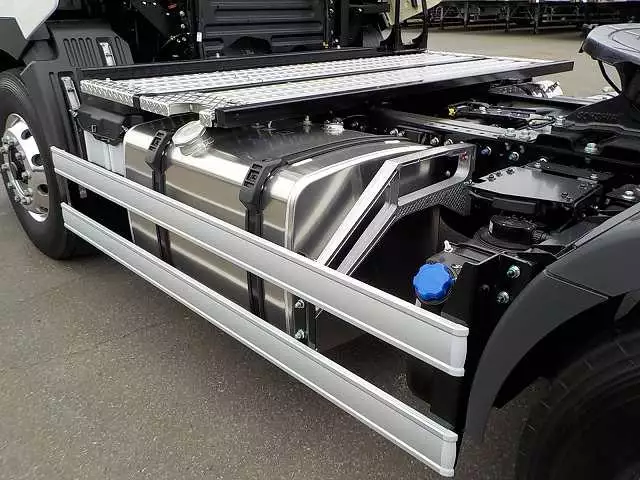 平成30年12月中古大型トラクタヘッド日野日野の画像9