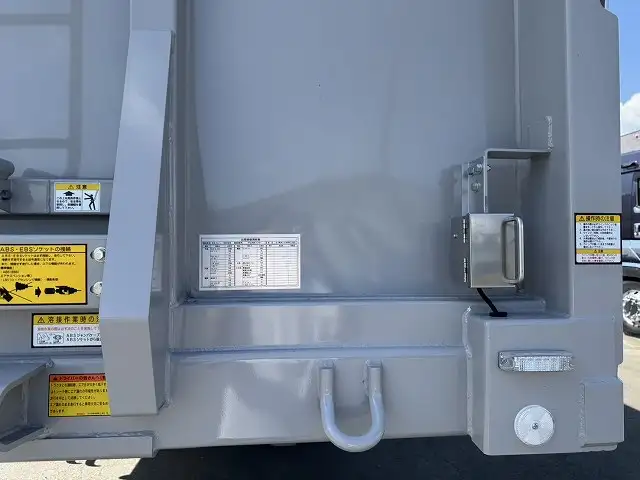 予備検:令和8年1月20日 フルハーフ 13m3軸ウイングトレーラー 中軸残しリフトアクスル 積載:26,400kgの画像9