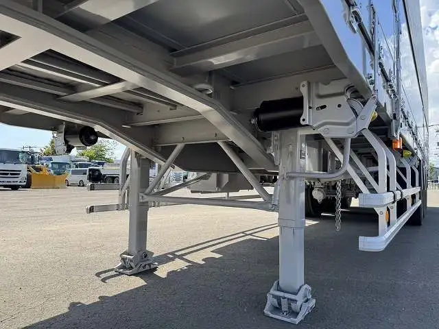 予備検:令和8年1月21日 フルハーフ 13m3軸ウイングトレーラー 中軸残しリフトアクスル 積載:26,400kgの画像11