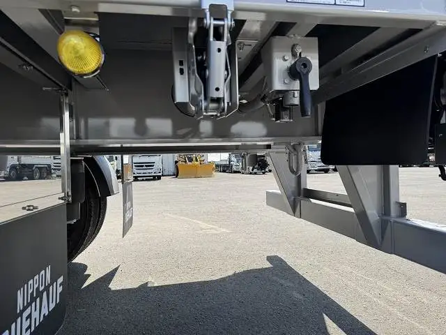 予備検:令和8年1月21日 フルハーフ 13m3軸ウイングトレーラー 中軸残しリフトアクスル 積載:26,400kgの画像14