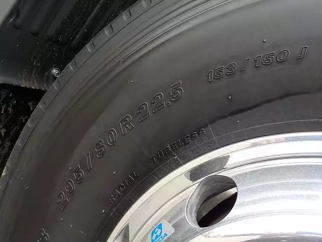 平成30年12月中古大型トラクタヘッド日野日野の画像25