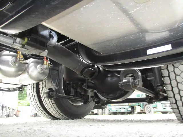 ★車検付R7.12.23迄★　未使用　令和6年 三菱ふそう　ダンプPTO付トラクターヘッド(ポンプ､タンク付)　極東　第五輪荷重11,500kg　　の画像14