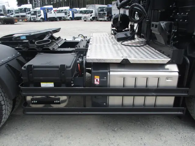 ★車検付R7.12.23迄★　未使用　令和6年 三菱ふそう　ダンプPTO付トラクターヘッド(ポンプ､タンク付)　極東　第五輪荷重11,500kg　　の画像20