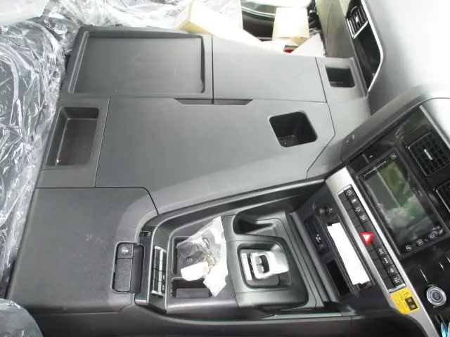 ★車検付R7.12.23迄★　未使用　令和6年 三菱ふそう　ダンプPTO付トラクターヘッド(ポンプ､タンク付)　極東　第五輪荷重11,500kg　　の画像35