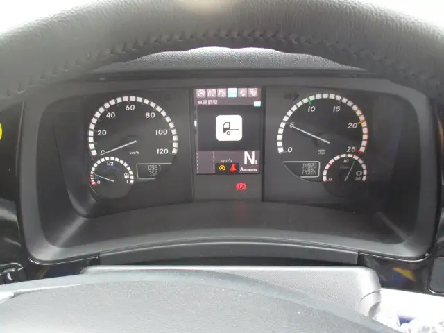 ★車検付R7.12.23迄★　未使用　令和6年 三菱ふそう　ダンプPTO付トラクターヘッド(ポンプ､タンク付)　極東　第五輪荷重11,500kg　　の画像46