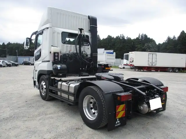 ★車検付R7.12.23迄★　未使用　令和6年 三菱ふそう　ダンプPTO付トラクターヘッド(ポンプ､タンク付)　極東　第五輪荷重11,500kg　　の画像7