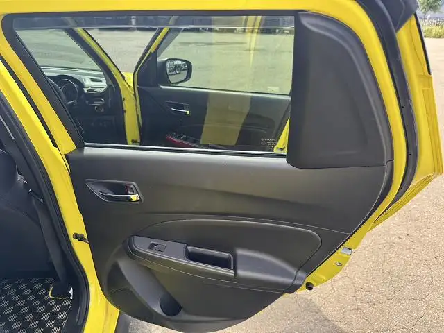 車検:令和8年1月まで 令和3年 スイフト スポーツ MT6 ターボ 2WD HKSマフラー ダウンサス 1400cc 9,000㎞の画像12