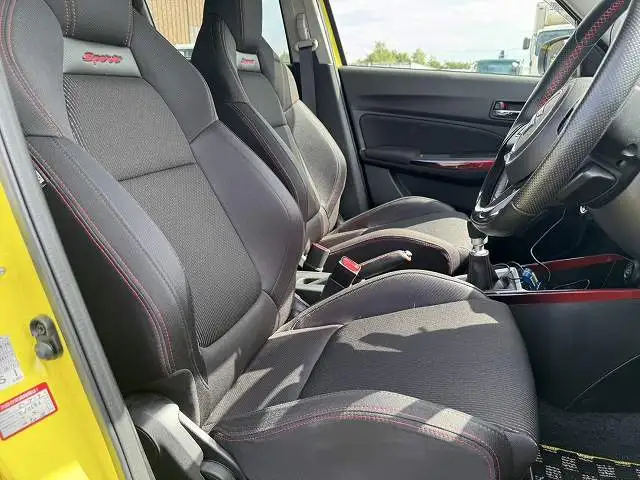 車検:令和8年1月まで 令和3年 スイフト スポーツ MT6 ターボ 2WD HKSマフラー ダウンサス 1400cc 9,000㎞の画像35