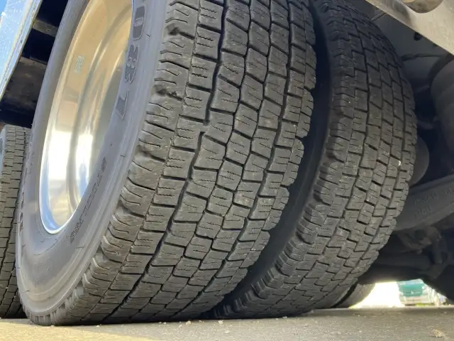 ☆車検付き(R8.3.25)☆ 平成29年 いすゞ 4軸冷凍車 総輪エアサス 冷凍機:サーモキング(ノーズマウント) 2エバ 上物:フルハーフ スタンバイ有 ジョロダー4列 キーストン 片開SD AT 積載:11,400㎏ 距離:81万㎞の画像39