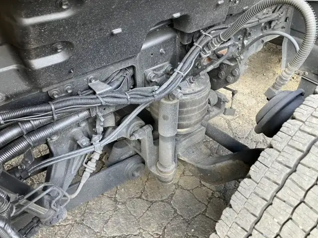 ☆車検付き(R8.3.25)☆ 平成29年 いすゞ 4軸冷凍車 総輪エアサス 冷凍機:サーモキング(ノーズマウント) 2エバ 上物:フルハーフ スタンバイ有 ジョロダー4列 キーストン 片開SD AT 積載:11,400㎏ 距離:81万㎞の画像55
