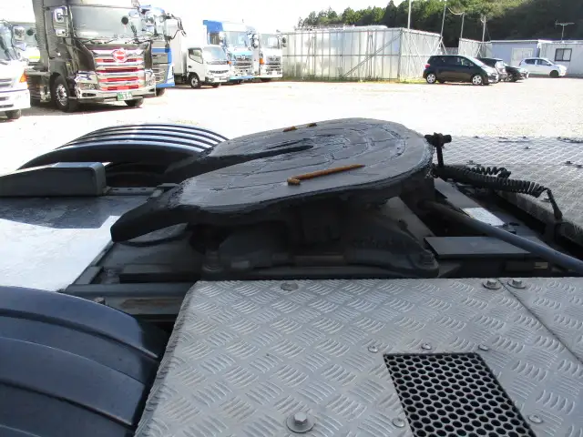 車検付(R8.10)令和2年 日野 トラクタヘッド E尺 AT 第五輪荷重;11,200kg  の画像23