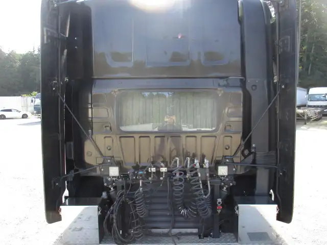 車検付(R8.10)令和2年 日野 トラクタヘッド E尺 AT 第五輪荷重;11,200kg  の画像25