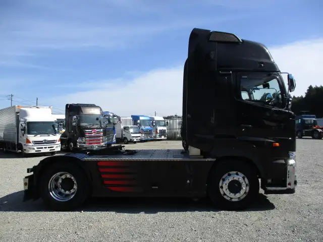 車検付(R8.10)令和2年 日野 トラクタヘッド E尺 AT 第五輪荷重;11,200kg  の画像4