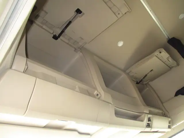 車検付(R8.10)令和2年 日野 トラクタヘッド E尺 AT 第五輪荷重;11,200kg  の画像46