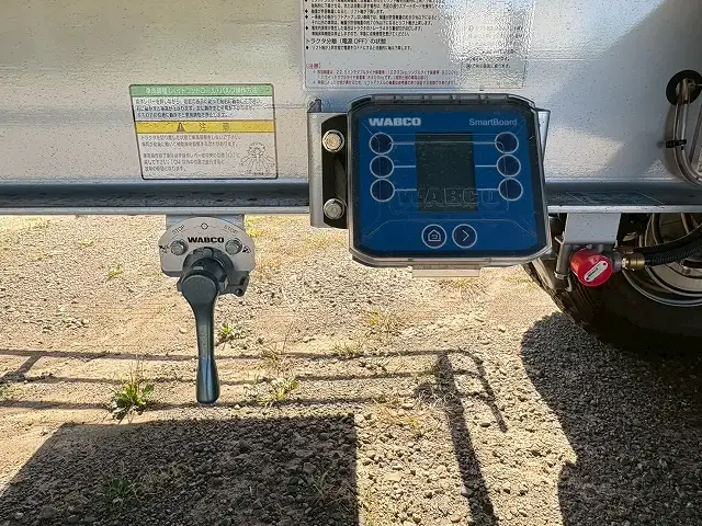 新品！未使用車！　令和7年　トレクス　40FT2軸冷凍コンテナSET　サイド観音扉　冷凍機SLXi400(縦型)　樹脂燃料タンクの画像11