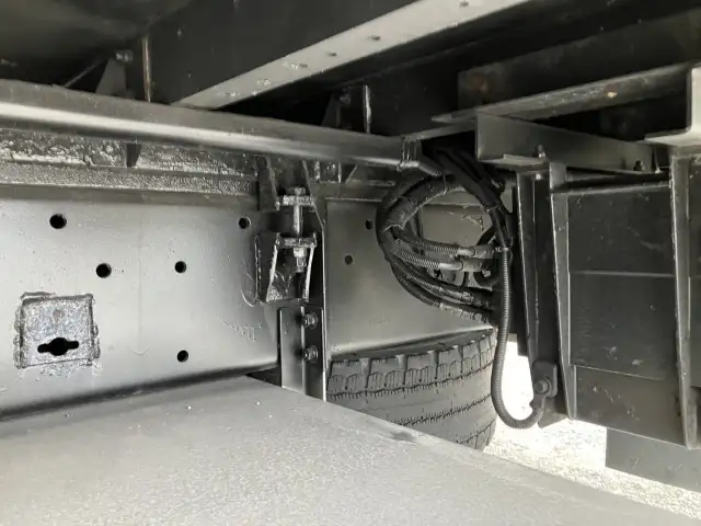 平成30年 UDトラックス 4軸冷凍ウィング 積載:12,800㎏ AT 床:木の画像32